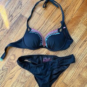 Victoria’s secret bikini set